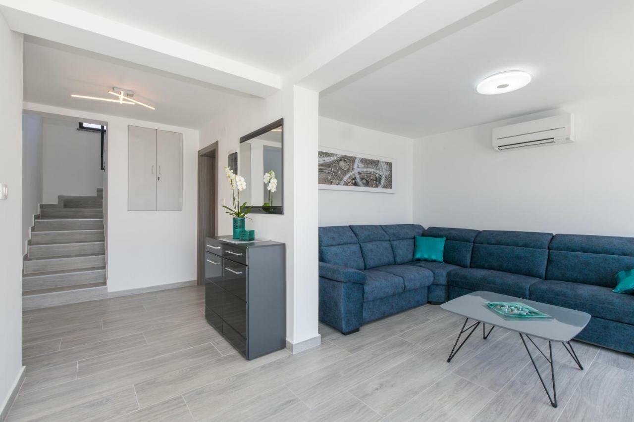 Maris Villa Drenje  Luaran gambar
